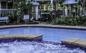 Surfers Beach Holiday Apartments